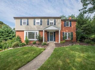 121 Evans Dr, Canonsburg, PA 15317