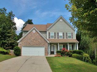 6701 Carriage Walk Ln, Flowery Branch, GA 30542