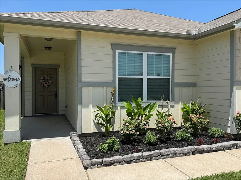 10141 Pappas Dr — Photo 3