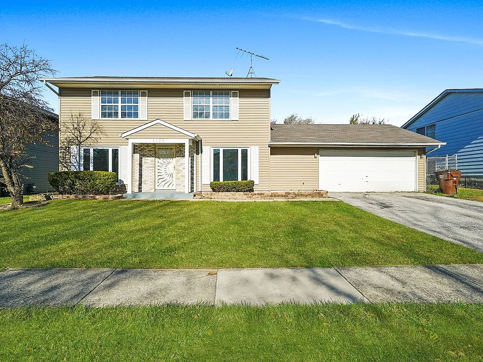 1st image of 3508 Fountainbleau Dr