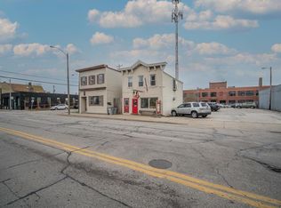 904 S 1st St, Milwaukee, WI 53204