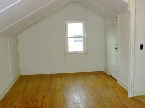 5th image of 63 E Jeffrey Pl