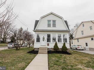 450 Garfield Ave, Folcroft, PA 19032