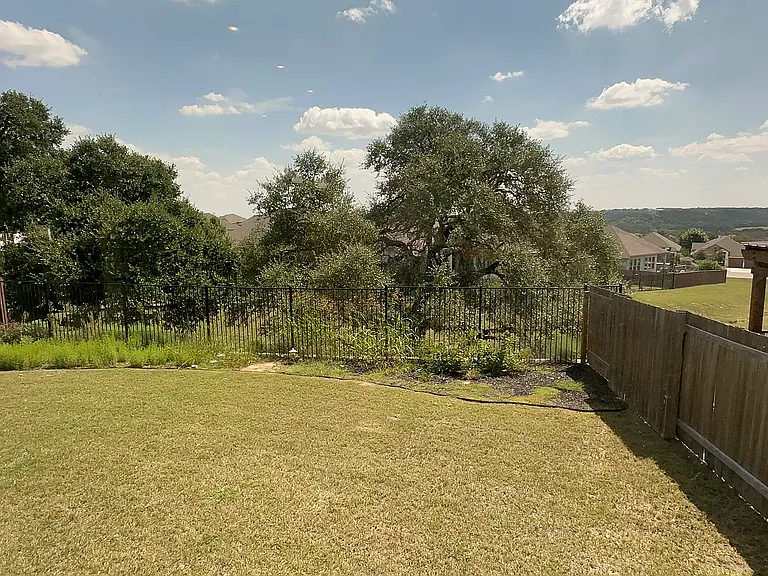 441 Saturnia Dr — Photo 44