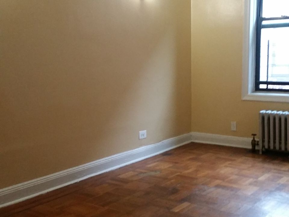 2nd image of 3420 Clarendon Rd APT 4A