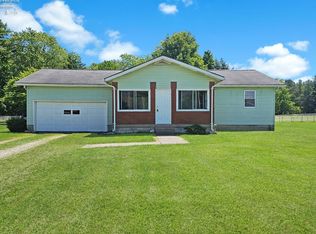 1046 Race St, Clyde, OH 43410