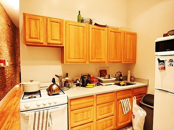 5th image of 474 W 146th St APT 1RE