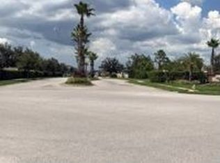 18427 Meadow Blossom Ln, Tampa, FL 33647