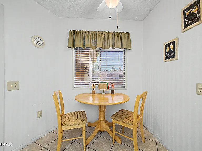 10880 W Emerald Dr — Photo 9