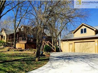 33400 E Roy Harra Rd, Buckner, MO 64016