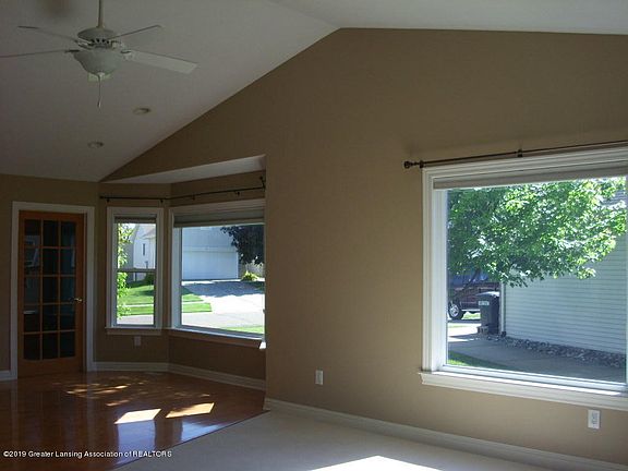 5th image of 7204 Glen Terra Dr #61