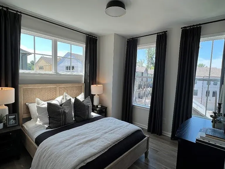 134 Chestnut Cir #8 — Photo 5
