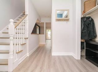 1270 Gainsborough Dr, Oakville, ON L6H2L2
