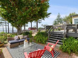 225 Rishell Dr, Oakland, CA 94619