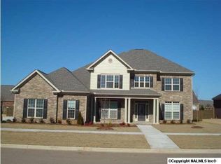 5 Crepe Dr SW, Huntsville, AL 35824