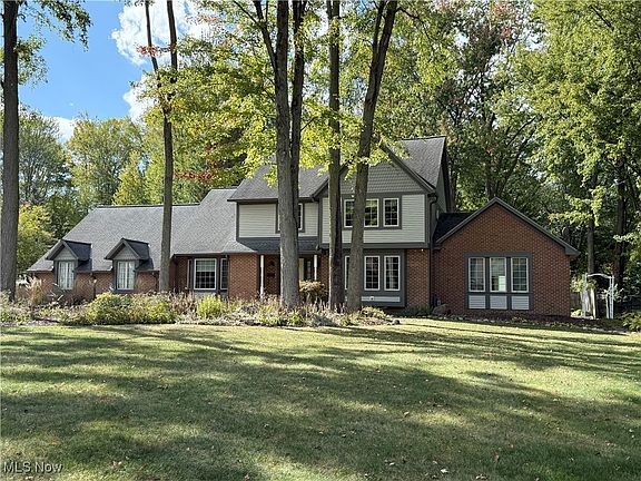 2nd image of 11110 Arrowhead Dr