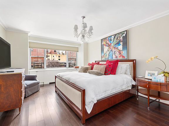 5th image of 340 E 64th St APT 4R