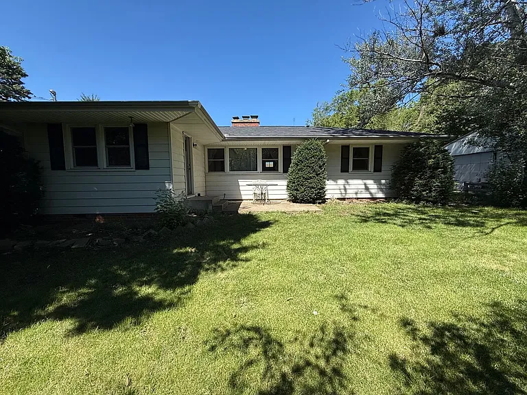 10 University Ct — Photo 10