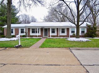 13130 Cannes Dr, Saint Louis, MO