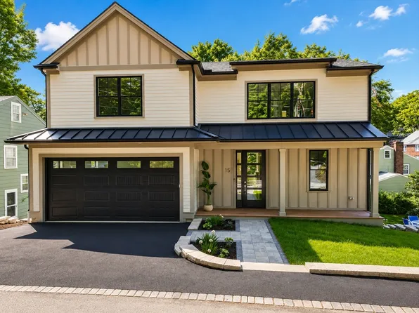 15 Conry Cres, Jamaica Plain, MA 02130