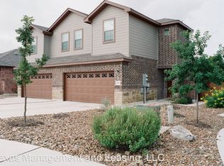 1021 Skyview Ct, Midlothian, TX 76065