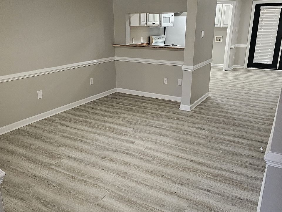 1st image of 4723 Fairway Dr #4723