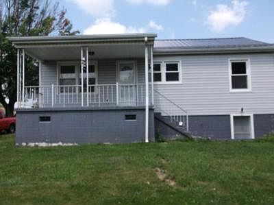 4th image of 302 Myers Ave