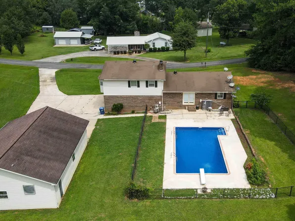 92 Kona Ln, Alexandria, AL 36250