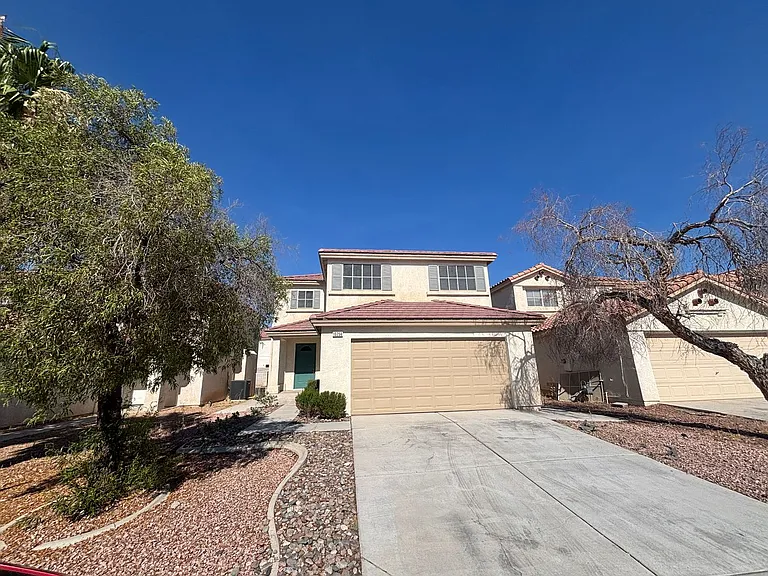 10256 Grecian Laurel Ct — Photo 1
