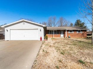158 W Ora Lee Dr, Jackson, MO 63755