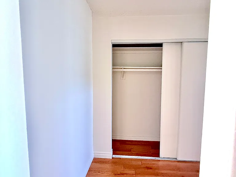 Runnymede St — Photo 13