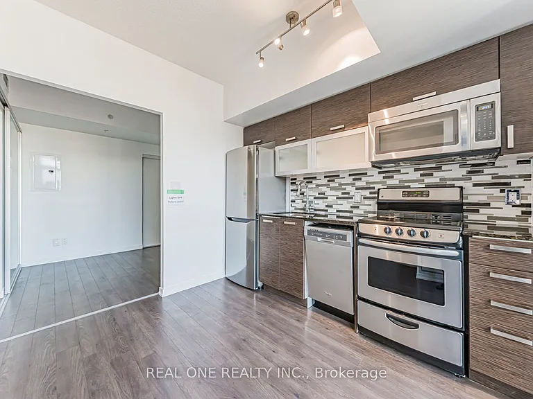68 Abell St #846 — Photo 11