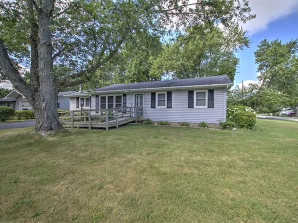 427 N Lincoln St, Cerro Gordo, IL 61818