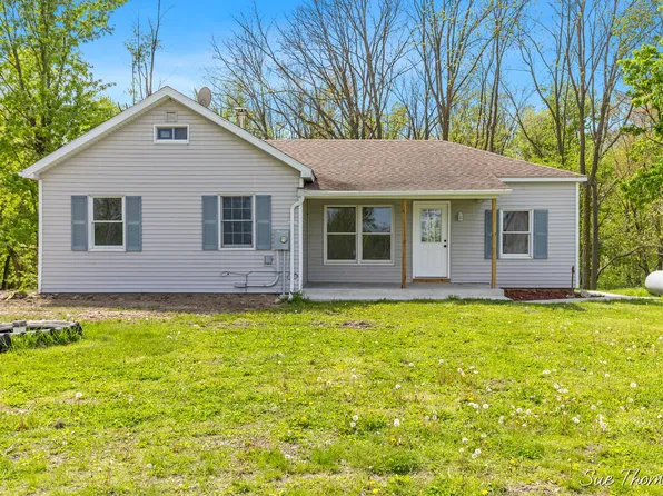 1751 E Boyer Rd, Fenwick, MI 48834