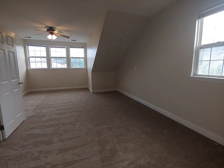 814 Estuary Dr — Photo 22