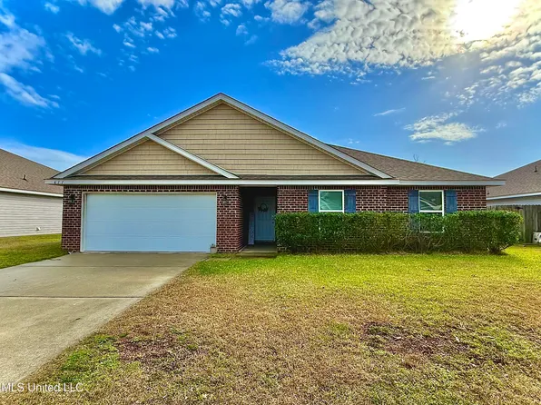 411 Petunia Dr, Long Beach, MS 39560