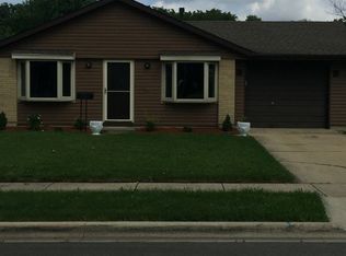 736 Union Ave, Romeoville, IL 60446