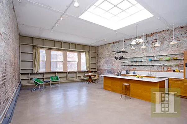 Rented by Halstead Real Estate | media 32