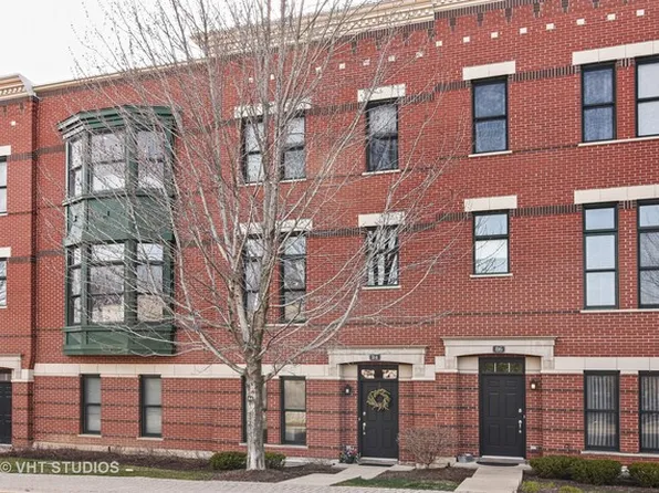 84 N Smith St #91, Palatine, IL 60067