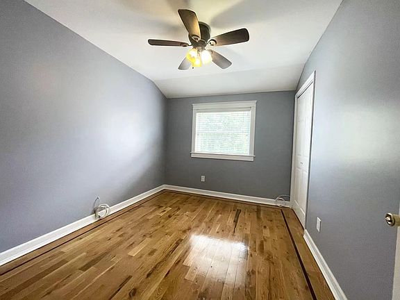 3rd image of 15 Gilbert Pl #2