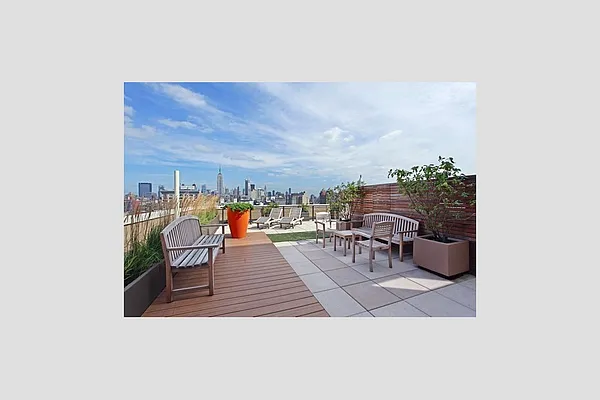 Sold by Stribling | media 24