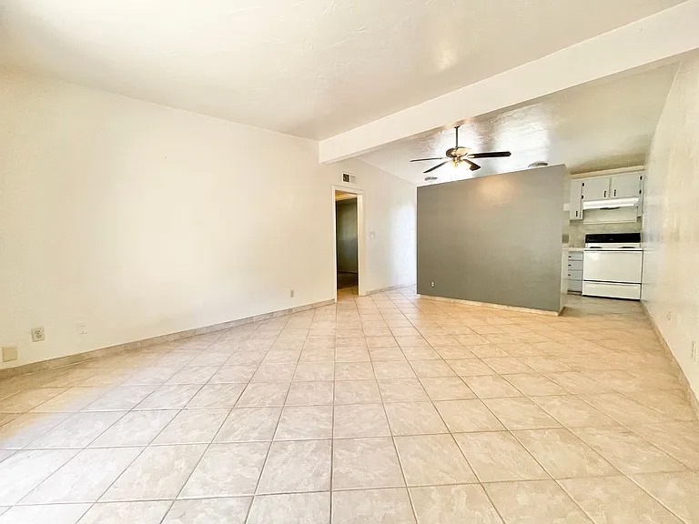 4500 Del Rio Road — Photo 9