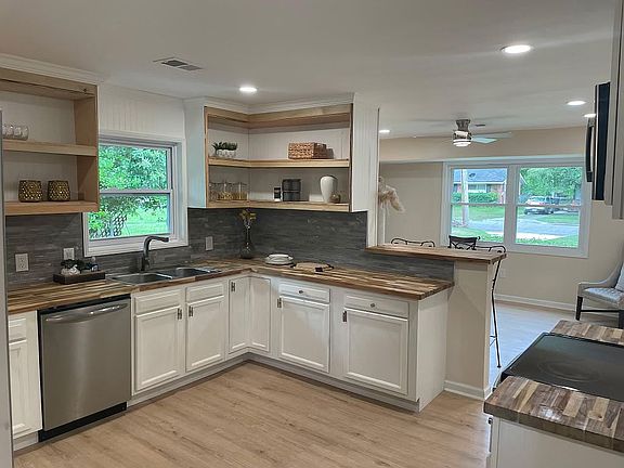 5th image of 2265 Raleigh Dr