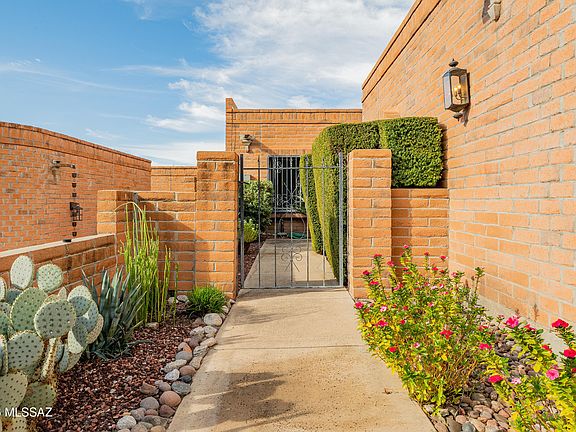 4th image of 5461 N Camino Del Penoso