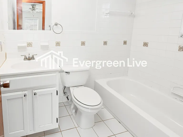 1417 Martin Ave — Photo 9