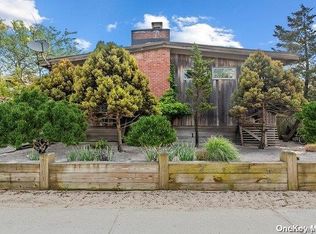 101 Bungalow Walk, Ocean Beach, NY 11770