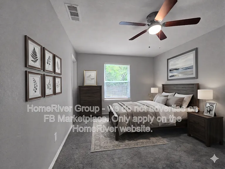 807 W Smith St — Photo 4