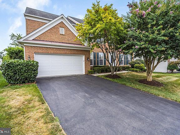 2nd image of 12997 Azalea Woods Way