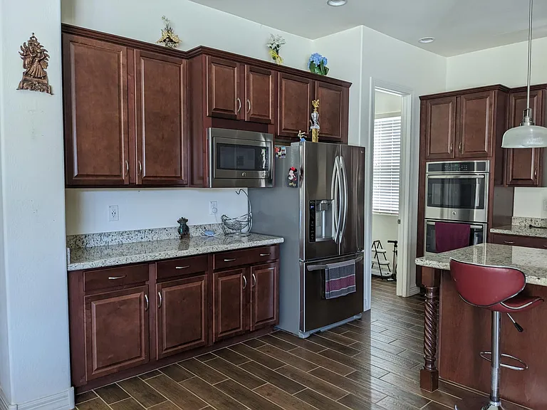2335 E Beechnut Pl — Photo 7