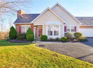 1406 Greystone Dr, Coraopolis, PA